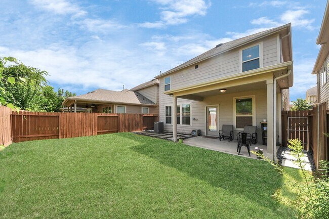 1917 Barrel Oak Dr in Houston, TX - Building Photo - Building Photo