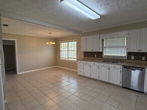 3028 Academy Dr in Valdosta, GA - Building Photo - Building Photo