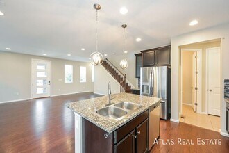 7255 S Millbrook Ct in Aurora, CO - Building Photo - Building Photo