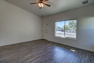 8346 Florentine Rd-Unit -Unit A in Prescott Valley, AZ - Building Photo - Building Photo