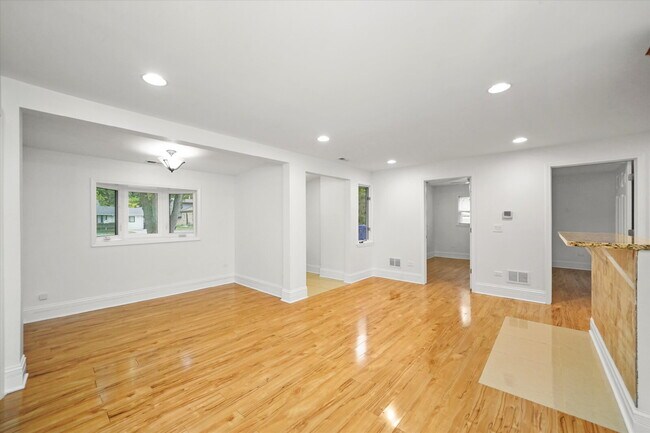 37936 N Wilson Ave in Beach Park, IL - Building Photo - Building Photo