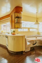 1080 Acanto Pl in Los Angeles, CA - Building Photo - Building Photo