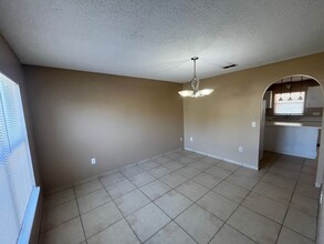 204 Canterbury Ct in Kissimmee, FL - Building Photo - Building Photo