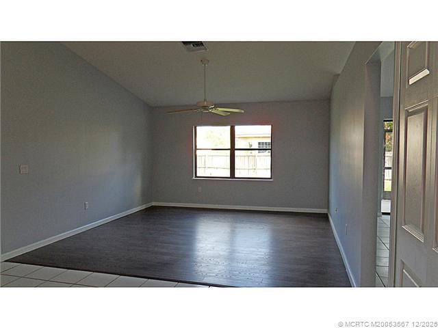 699 SW Hoffenberg Ave in Port St. Lucie, FL - Building Photo - Building Photo