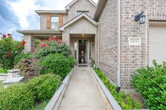 1024 Mufasa Ln in McKinney, TX - Foto de edificio - Building Photo
