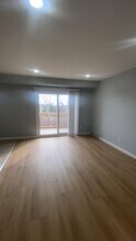 45240 Keding St, Unit Unit# 301 in Utica, MI - Building Photo - Building Photo