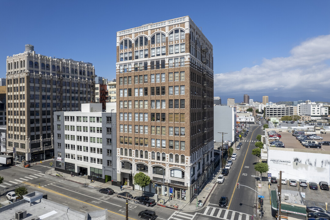 Textile Building Lofts in Los Angeles, CA - Building Photo