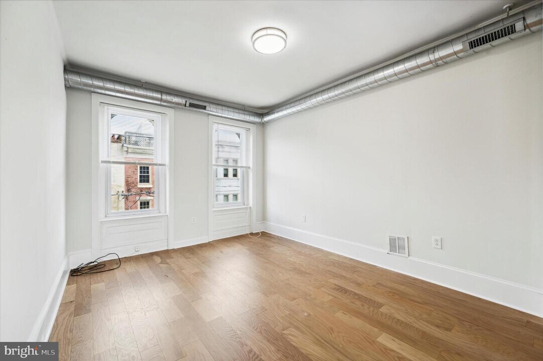 718 S 3rd St-Unit -UNIT PH in Philadelphia, PA - Foto de edificio