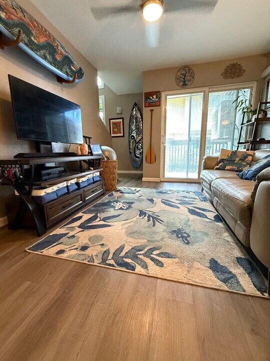 68-172-172 Au St in Waialua, HI - Building Photo