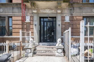 Flatbush Multi-Family Building in Brooklyn, NY - Building Photo - Building Photo