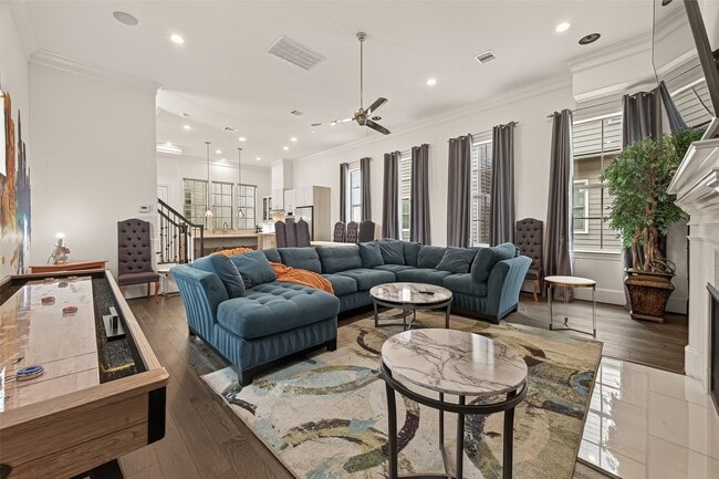 property at 2506 McKinney St