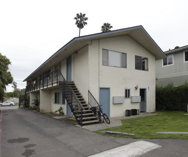 Primavera Apartments in Santa Barbara, CA - Building Photo - Building Photo