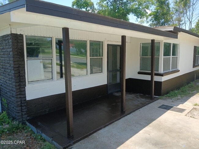 property at 706 Bay Ave