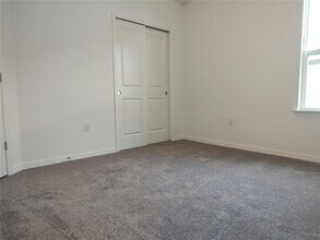 3872 Capri Coast Dr in Plant City, FL - Building Photo - Building Photo