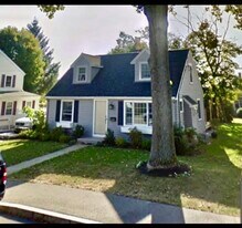 19 Penniman Terrace in Braintree, MA - Building Photo