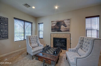 18358 N 93rd Way in Scottsdale, AZ - Foto de edificio - Building Photo