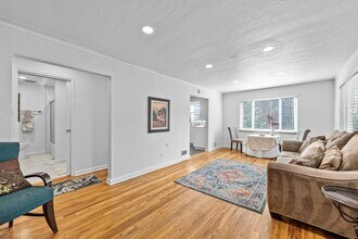 44 Monroe St in Denver, CO - Building Photo - Building Photo