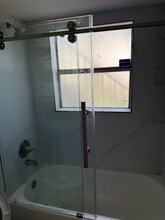 3228 Coral Ridge Dr in Coral Springs, FL - Foto de edificio - Building Photo