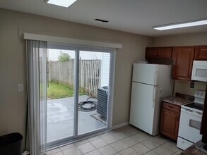 43 Taos Cir in Middle River, MD - Building Photo - Building Photo
