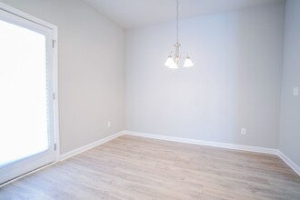 315 Spirea Dr in Smithfield, NC - Foto de edificio - Building Photo