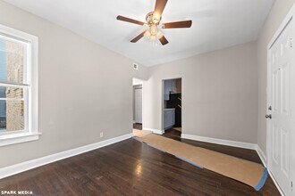 11022 S Vernon Ave in Chicago, IL - Building Photo - Building Photo