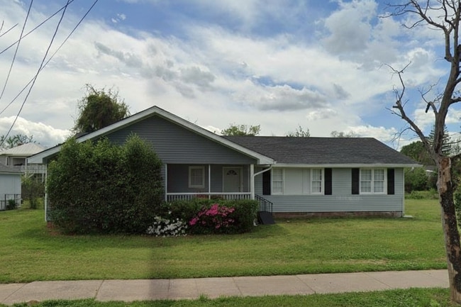 property at 222 Reynolds St