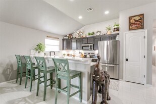 1256 Kingston Rd in Norman, OK - Building Photo