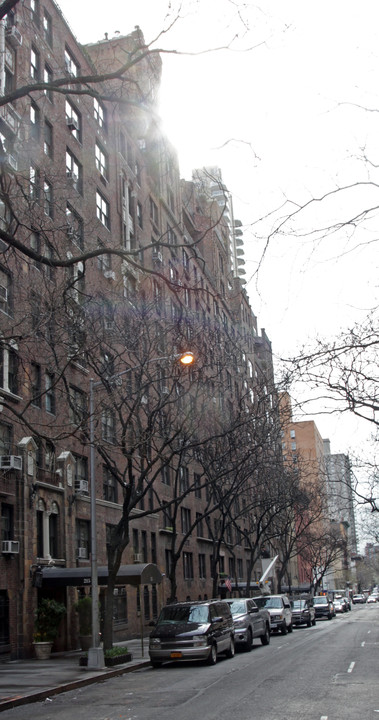 225 24TH Street in New York, NY - Building Photo
