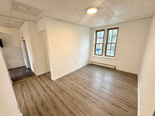 86 Willow St in Cohoes, NY - Building Photo - Building Photo