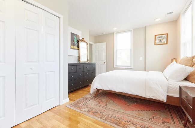 370 5th St, Unit 3 in Jersey City, NJ - Building Photo - Building Photo