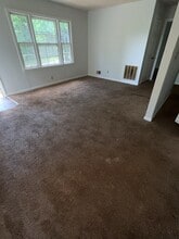 717 Meadowbrook Dr in Spartanburg, SC - Building Photo - Building Photo