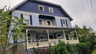 119-121 Prospect St in Ithaca, NY - Building Photo