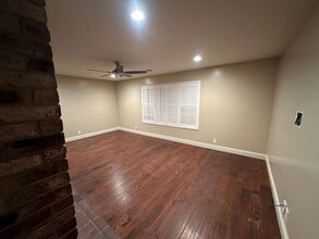 24 Hacienda Ln in Woodland, CA - Building Photo - Building Photo