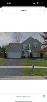 1915 Chestnut Grove Dr in Plainfield, IL - Building Photo