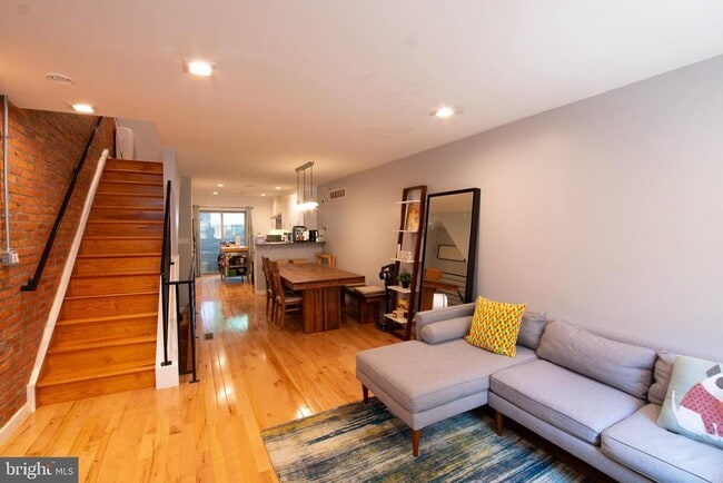 property at 1316 S Bouvier St