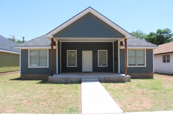 1607 Ave Y in Lubbock, TX - Building Photo