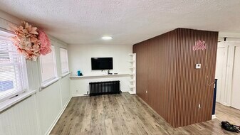 6646 McCallum St in Philadelphia, PA - Building Photo