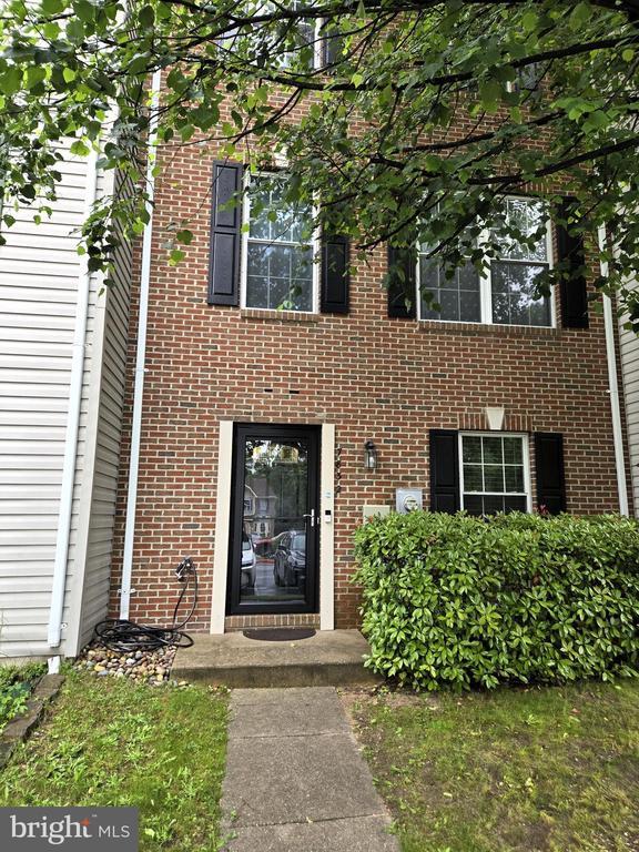 property at 7832 Canter Ct
