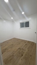 6015 John Daly St in Taylor, MI - Building Photo - Building Photo