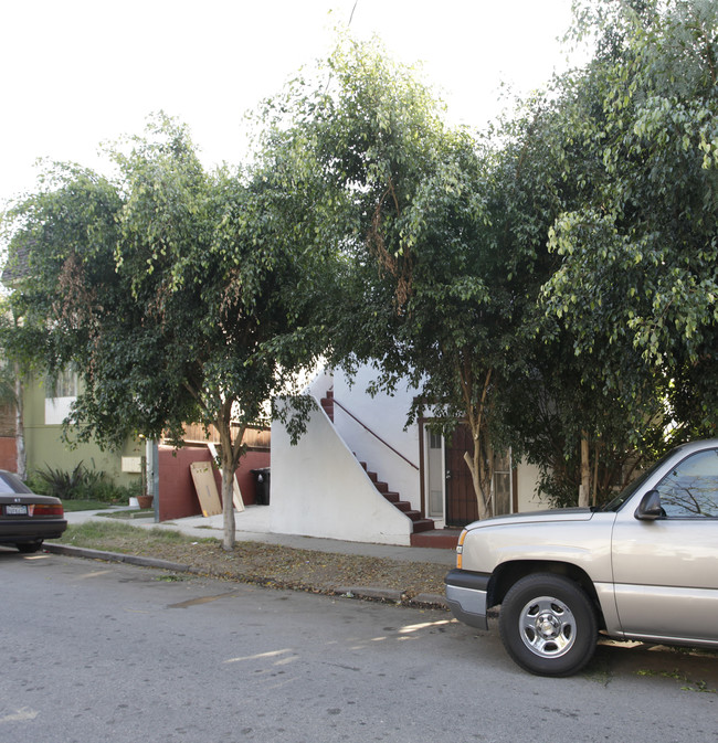 1032 Myra Ave in Los Angeles, CA - Building Photo - Building Photo