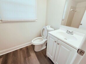 1016 Waterside Dr SE in Conyers, GA - Foto de edificio - Building Photo