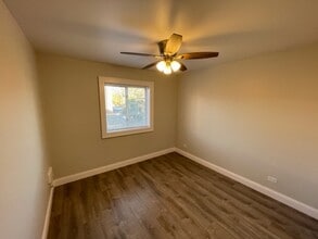 517 S Milwaukee Ave in Wheeling, IL - Building Photo - Building Photo