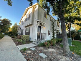 6098 Camden Cir in Citrus Heights, CA - Building Photo