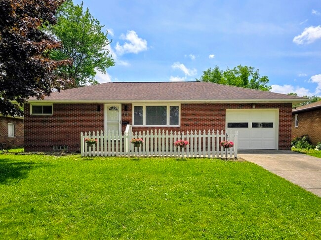 property at 212 Roanoke Ave