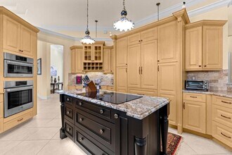 8668 Marlamoor Ln in Palm Beach Gardens, FL - Building Photo - Building Photo