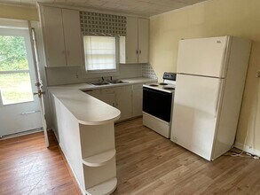 525 Weaver Ave in Archdale, NC - Building Photo - Building Photo