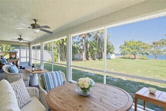 4127 Island Lakes Dr in Winter Haven, FL - Building Photo - Building Photo