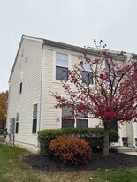 1531 Artisan Ct in Breinigsville, PA - Building Photo