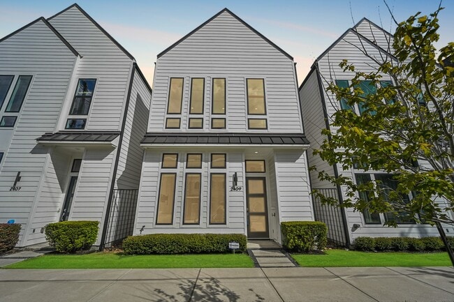 property at 2409 Webster St