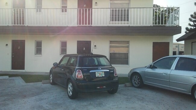 property at 4710 SE 6th Ave